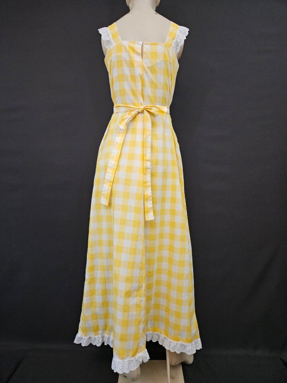 60s/70s Yellow Gingham Ruffled Trim Maxi Dress - Picture 10 of 15